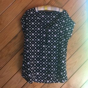 Short sleeve zippered blouse